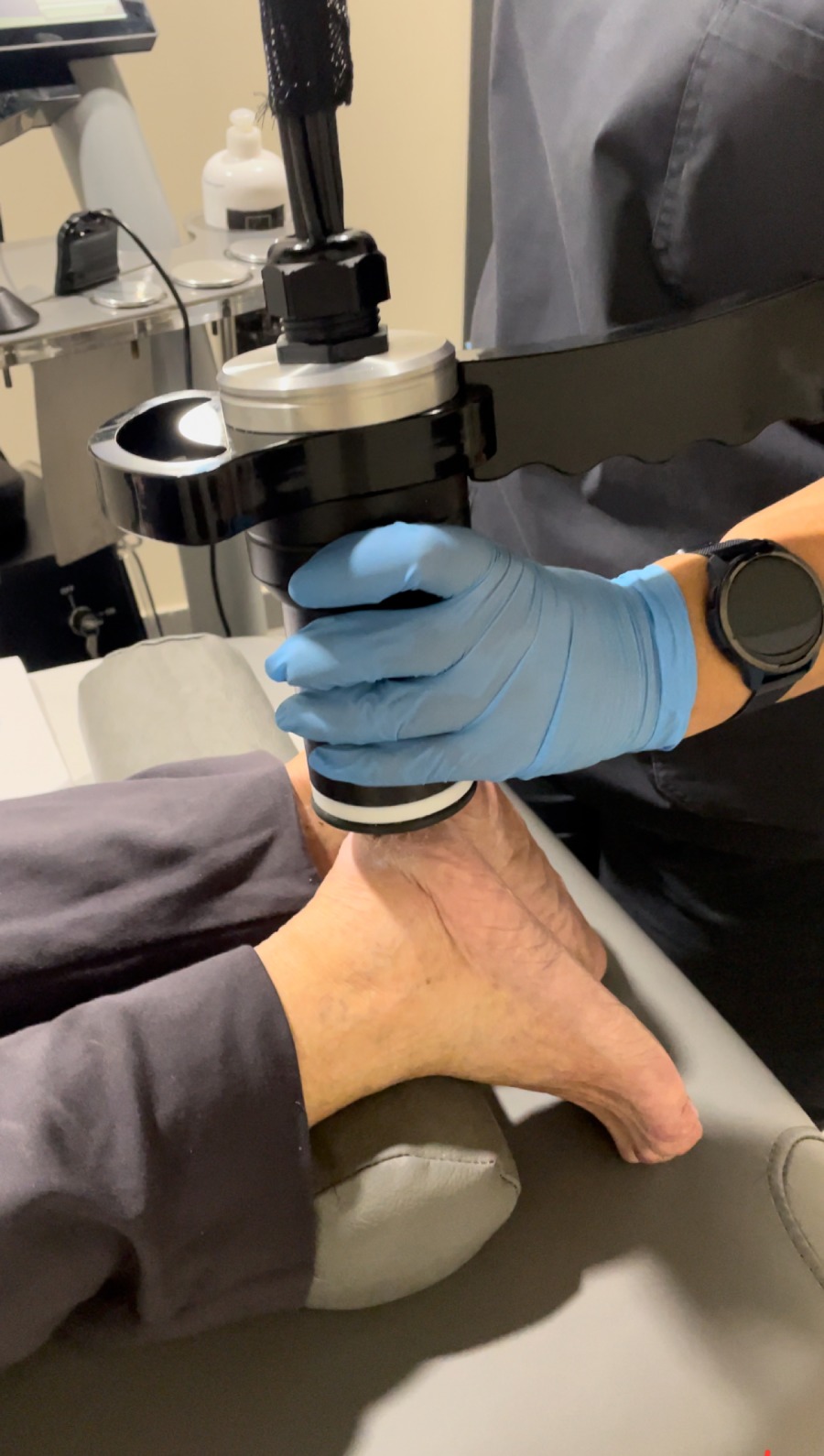 fisio usando bomba diamagnetica